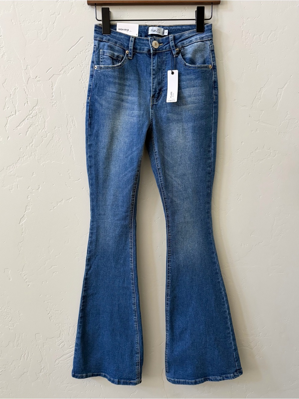 Rue21 Womens High Rise Flare Jeans Size 2 Medium Wash Stretch Y2K Streetwear - Picture 5 of 14